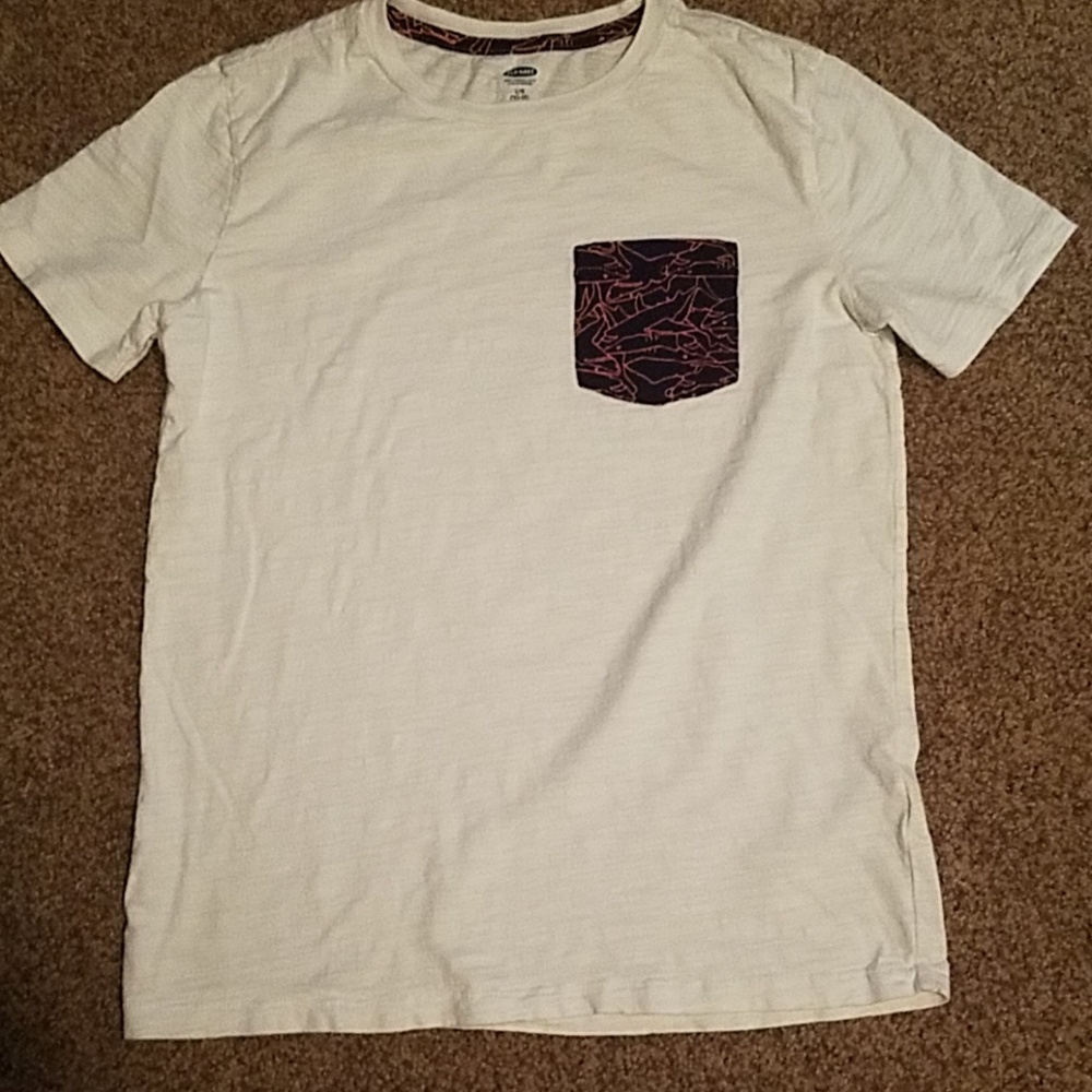 Old Navy Boys Size Large T-Shirt Sharks